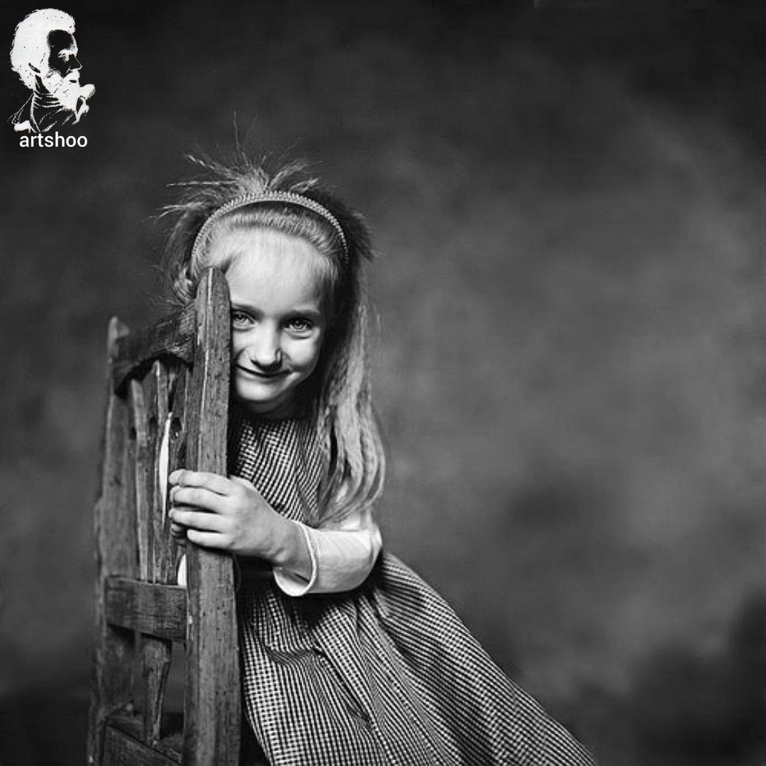 مدل کودک سیاه قلم